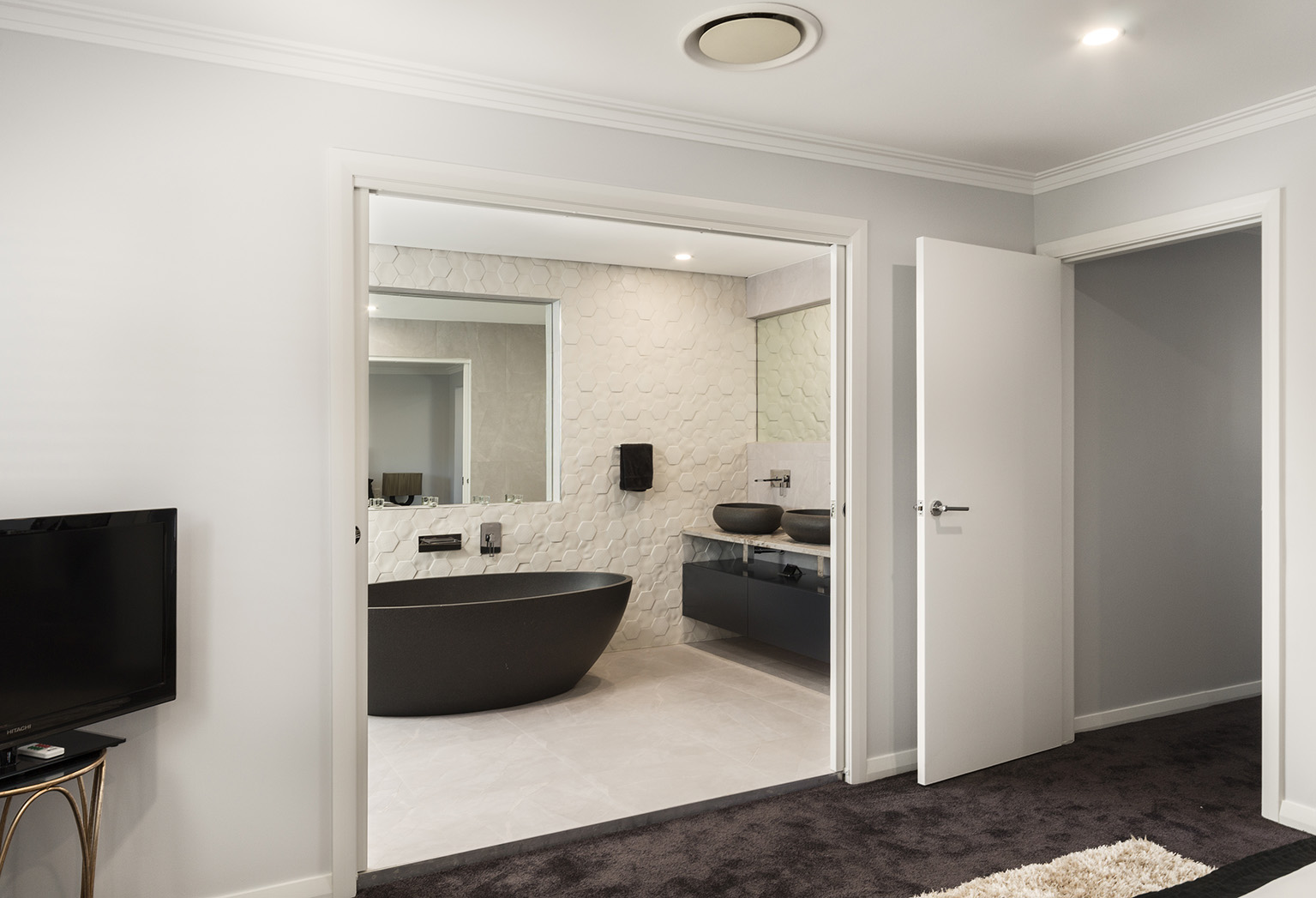 6ValsCtStIves_Bedroom_03_web.jpg